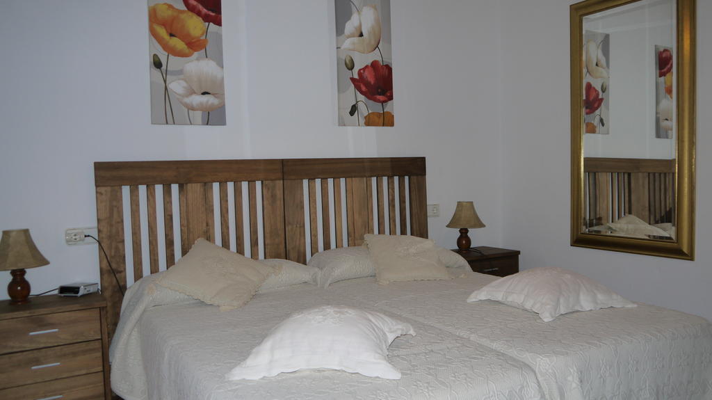 Can Gat Sant Carles de Peralta Room photo